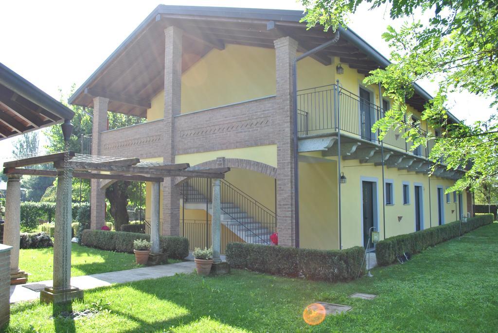 Fondo Brugarolo Villa Busnago ภายนอก รูปภาพ